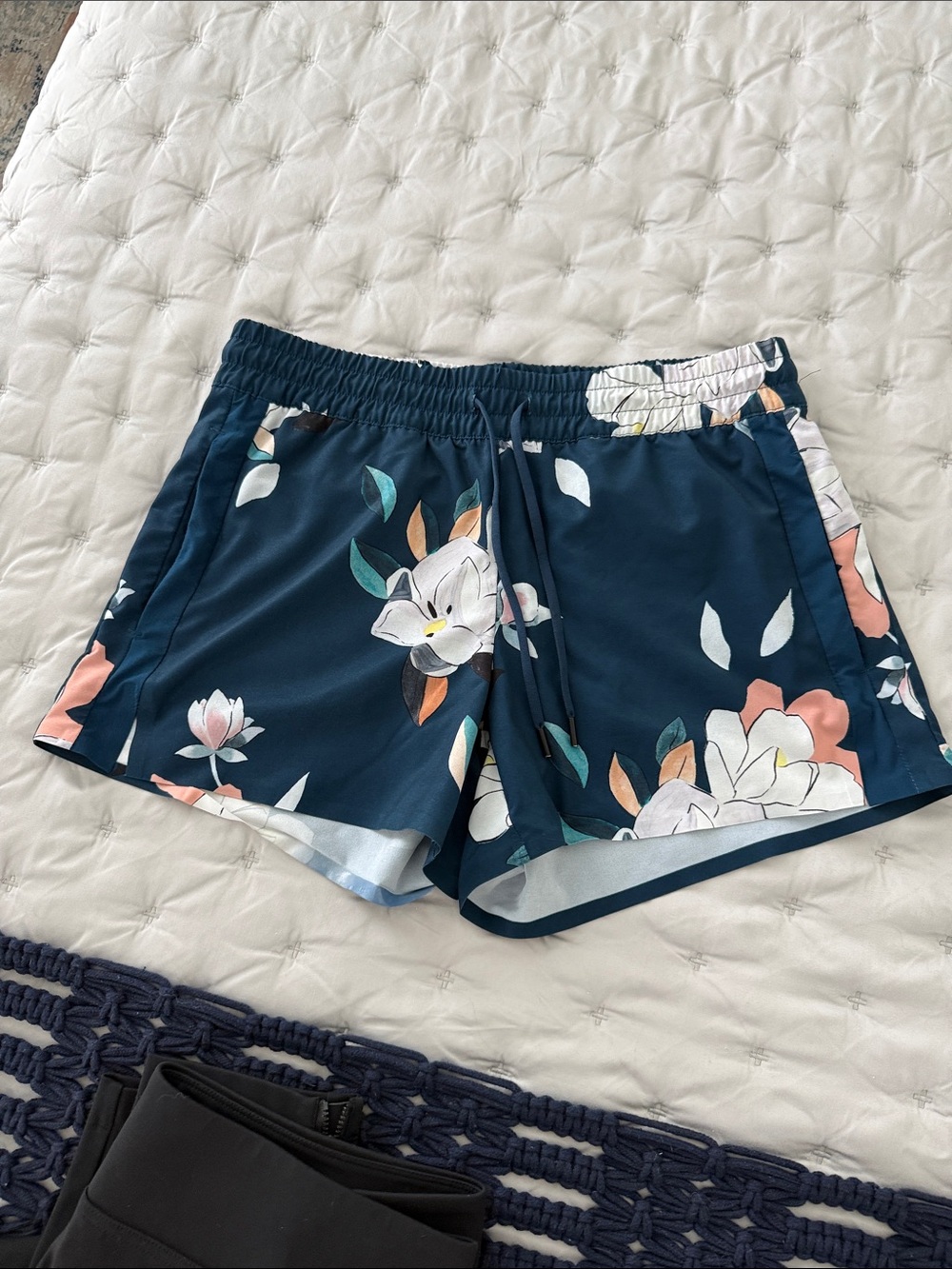 Athleta Navy Floral Performance Shorts